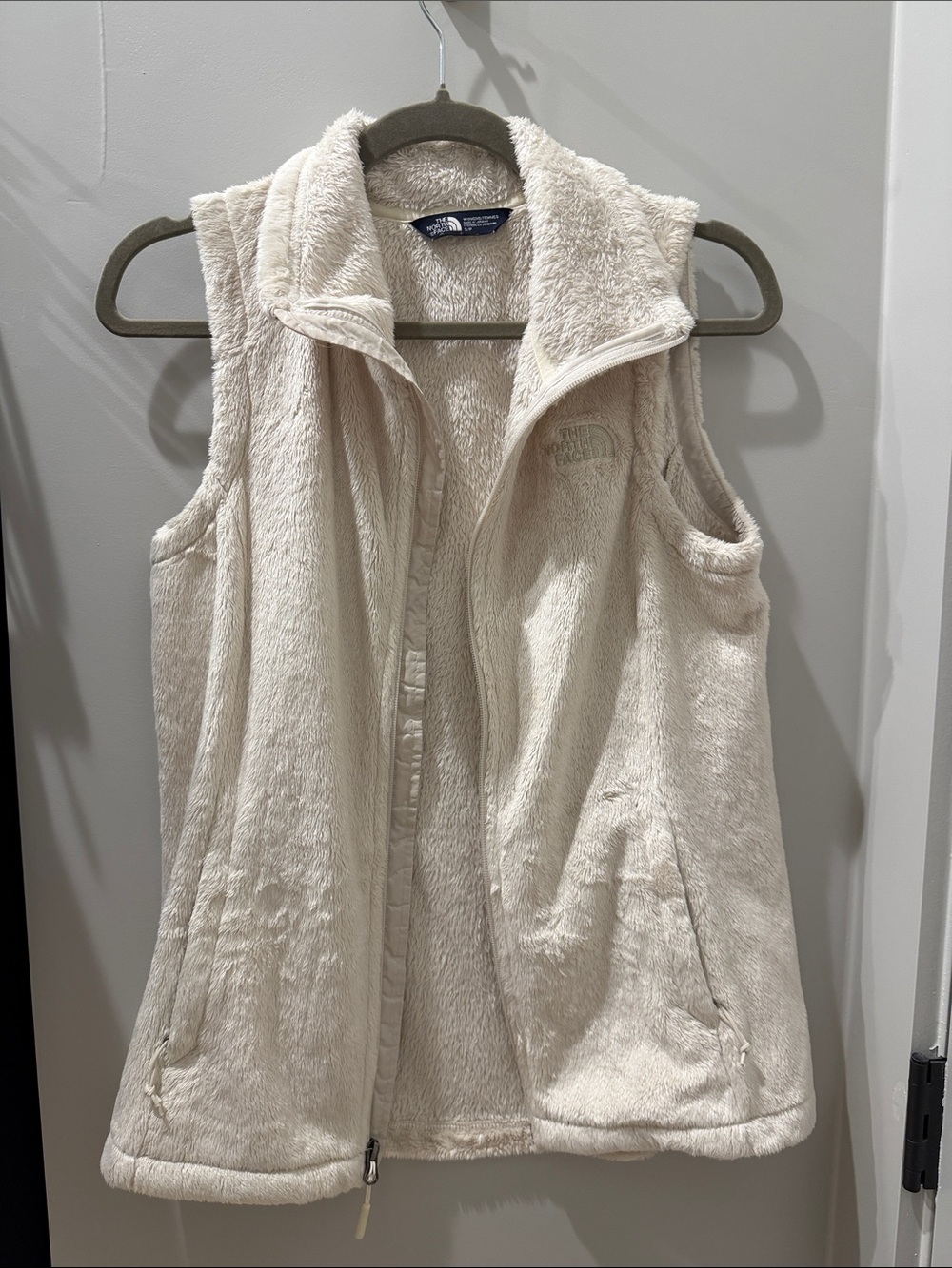 The North Face Women's Cream Sherpa Fleece Vest